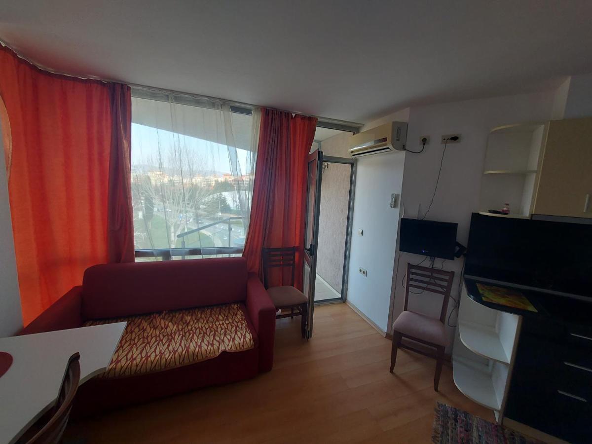 Studios & Apartments Perla Sunny Beach Eksteriør billede