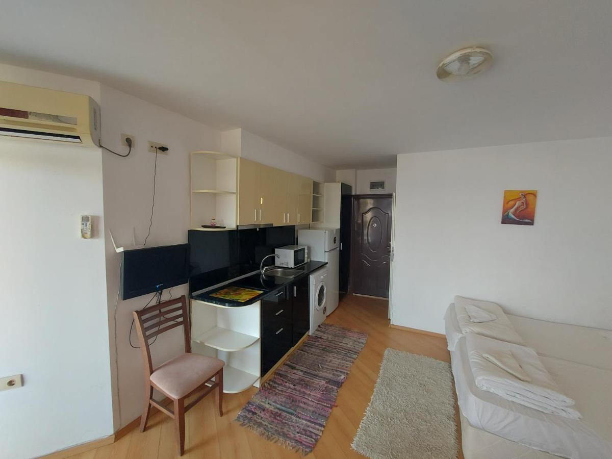 Studios & Apartments Perla Sunny Beach Eksteriør billede